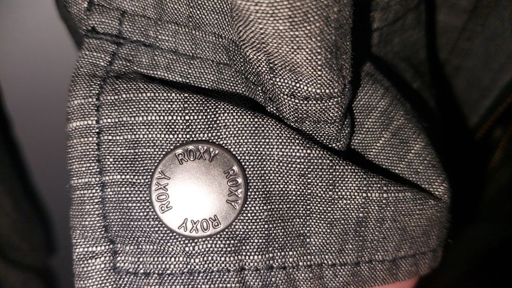 Casaco Roxy, tamanho L NOVO