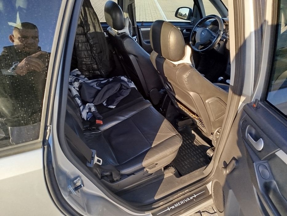 Sprzedam opla Meriva witam