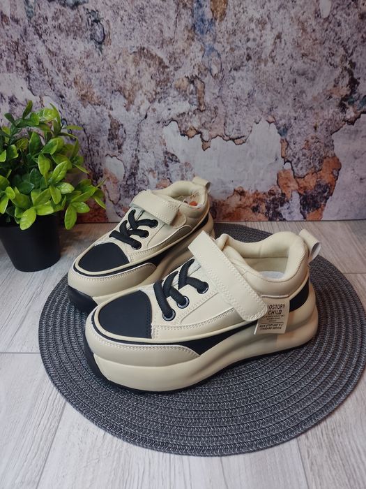 Стильні кросівки дитячі підліткові для дівчинки Jong Golf