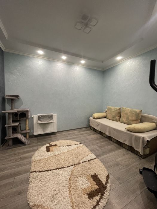 Продам 3 комнатную квартиру . Срочно . Черемушки