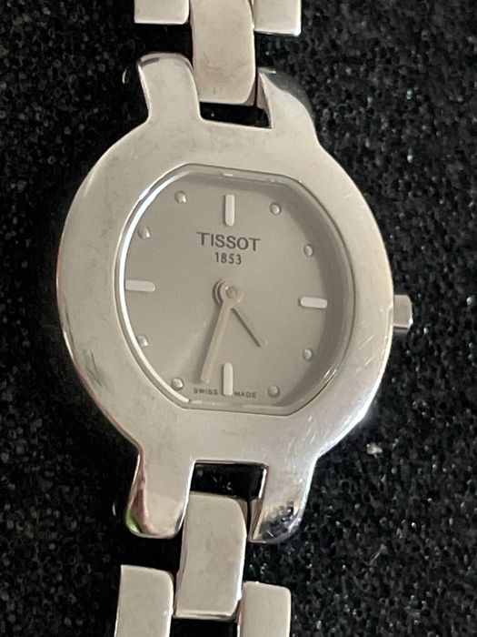Relógio Tissot 1853 de senhora G330 SKS BC