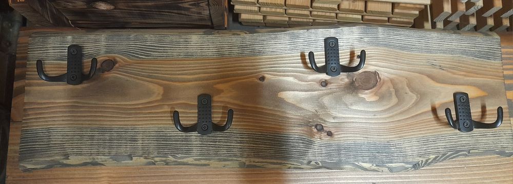 Wieszak drewniany 60cm