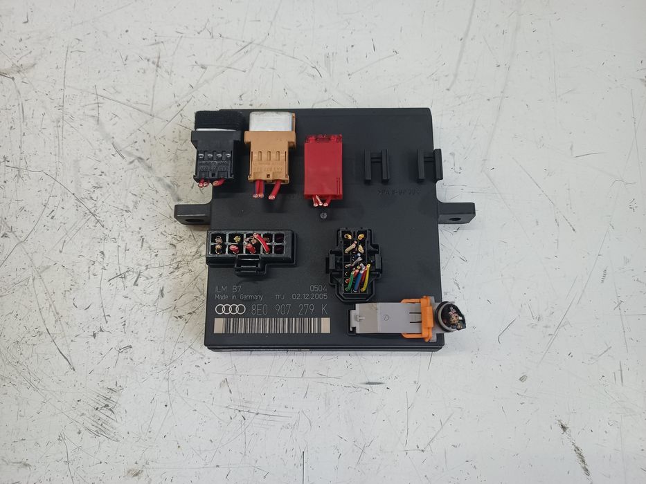 Moduł komfortu świateł Audi A4 B7 B6