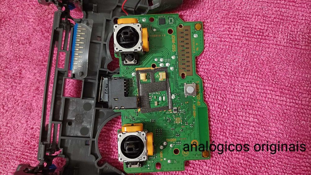 Comando PS4 original melhorado*