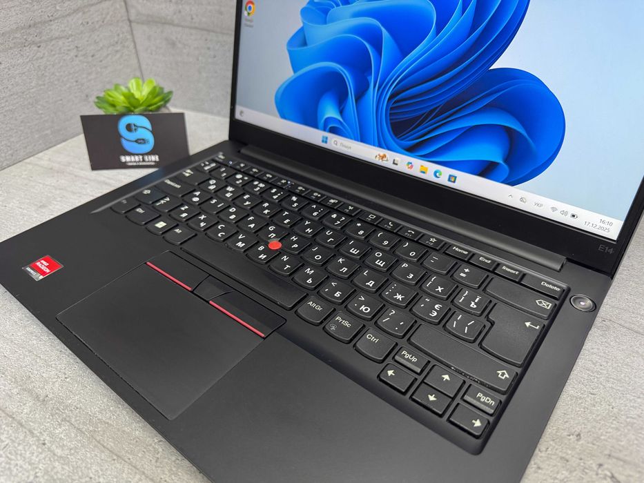 Стильний ноутбук Lenovo E14 Gen 3/Ryzen 3/8 ddr4/256 ssd/14 FullHD ips