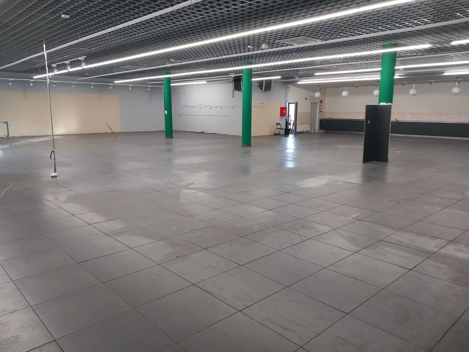 Do wynajęcia lokale użytkowe 120 i 80 m2 w centrum Grójca