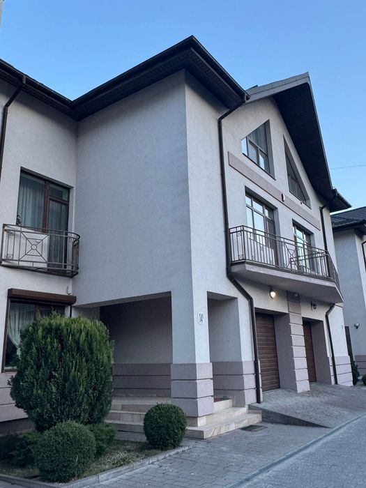 Продаж ексклюзивного будинку в м. Львів вул. Володимира Великого - View 2