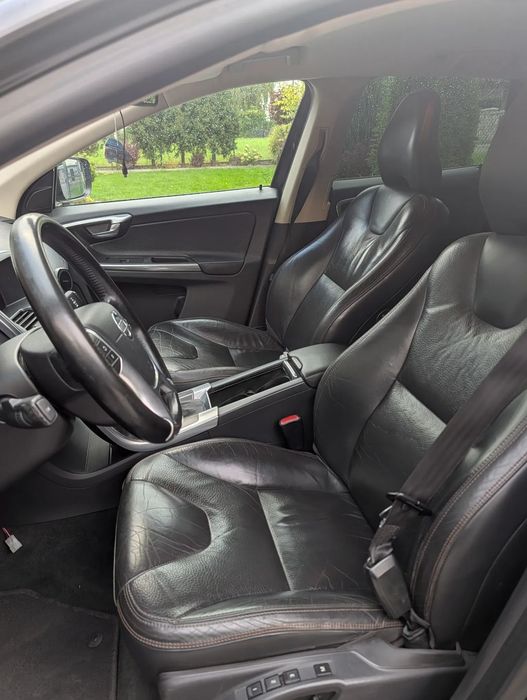 Volvo XC 60 Volvo XC60 2.4D AWD – trwały silnik 5-cyl. + automat + skóra
