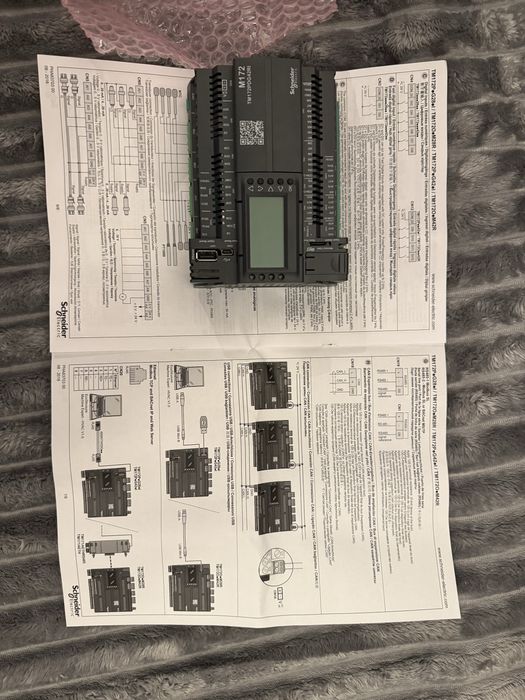 Контроллер Schneider M172
