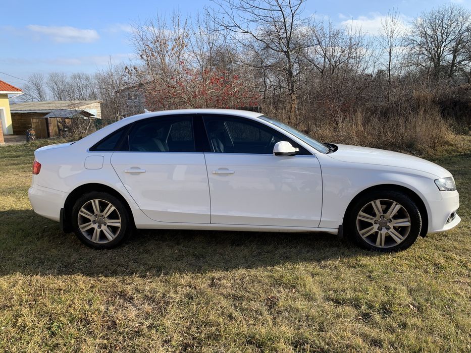Audi a4 2011 года, без аварій. Офіціал. Бралась в Україні.