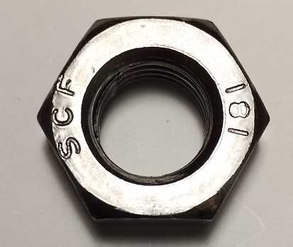 Porcas em aço galvanizado M14 X 2mm - Novas - 2 unidades