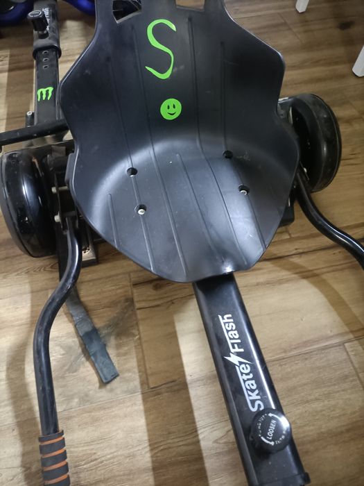 Vendo estes 2 Hoverboard com carrinho