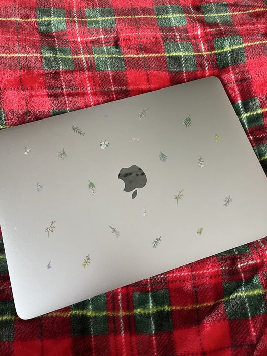 MacBook Pro 13” (2016) 256 GB – działa | uczciwy opis | czytaj wady