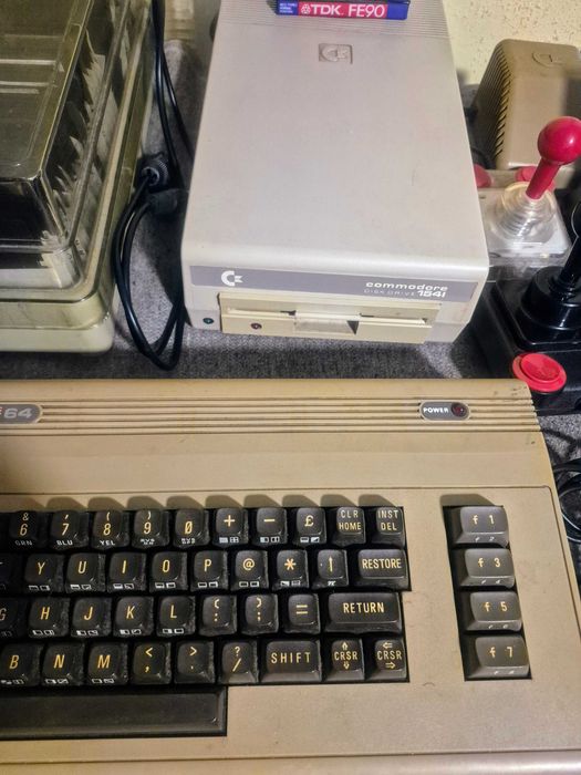 Commodore 64 ,pełny komplet