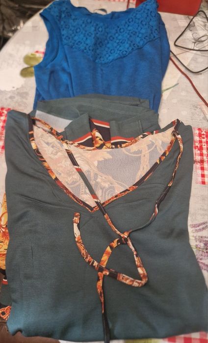 Vendo t-shirts, vestidos novos