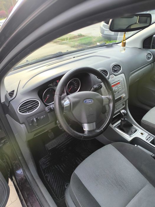 Samochód ford focus mk2
