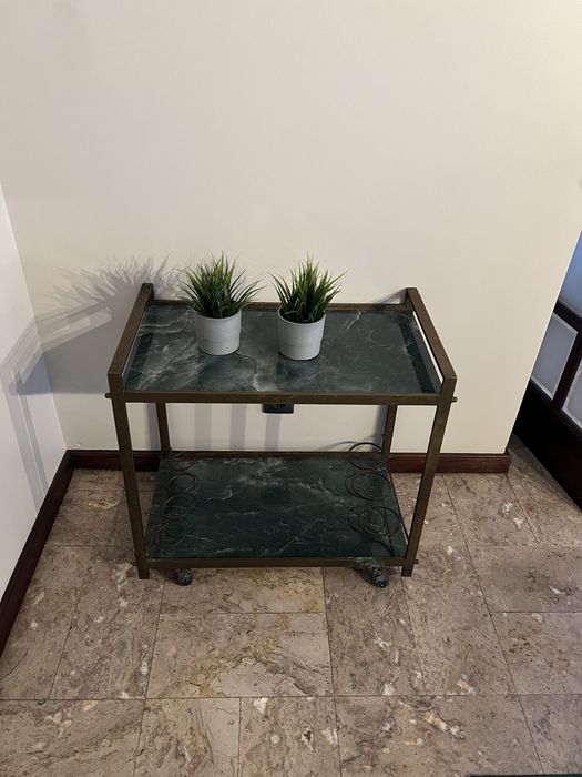 Carrinho de chá em Bronze