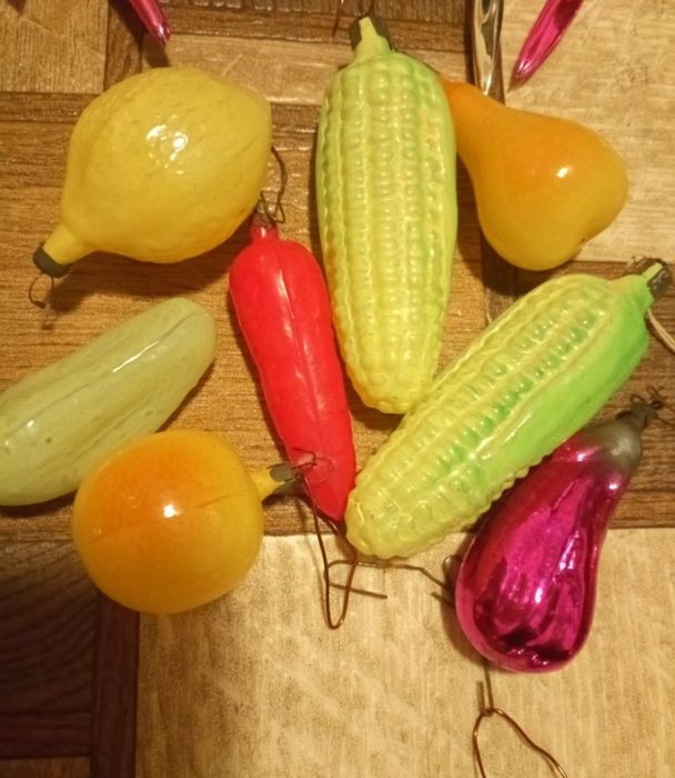 Новорічні прикраси 70-90-х років