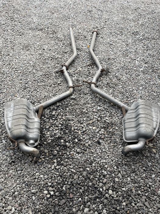 Mercedes w211 tłumiki komplet