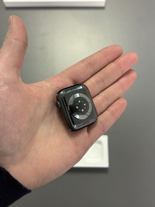 Apple Watch 44 mm (ser.6)