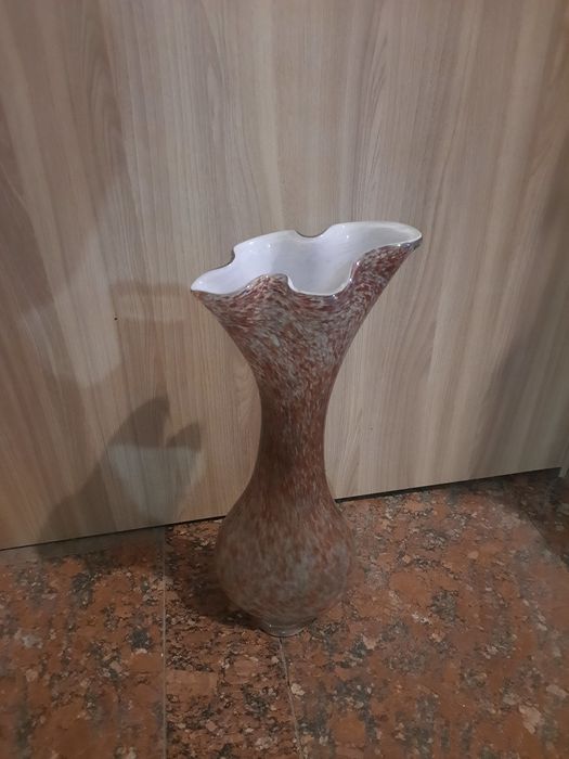 Ваза на пiдлогу, настiльна