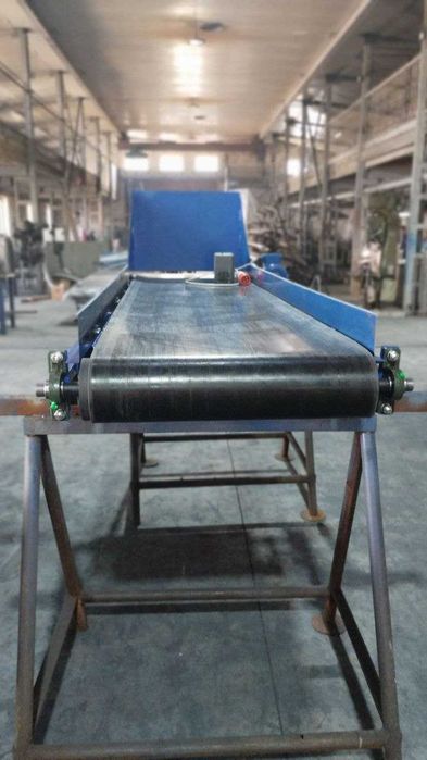 Погрузчик ленточный конвейер горизонтальный. Стрічковий транспортер