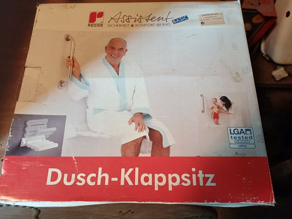 Acento Amobible para Duche .Com pega em Aluminio.