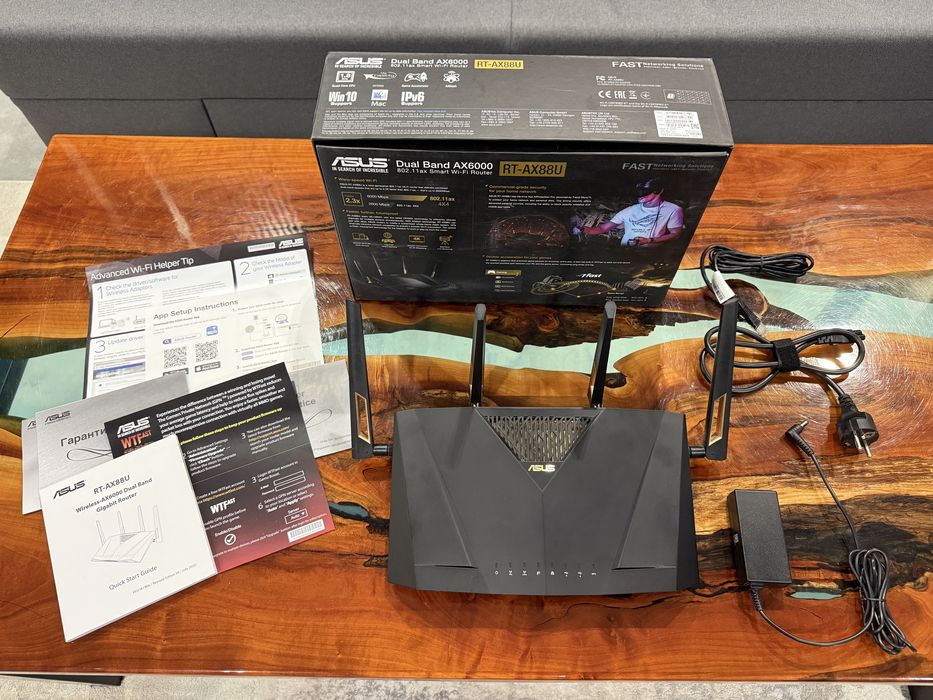 Ігровий маршрутизатор роутер Asus RT-AX88U стандарт WiFi 6