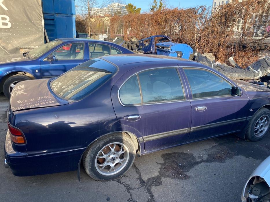 Продам нісан максіма