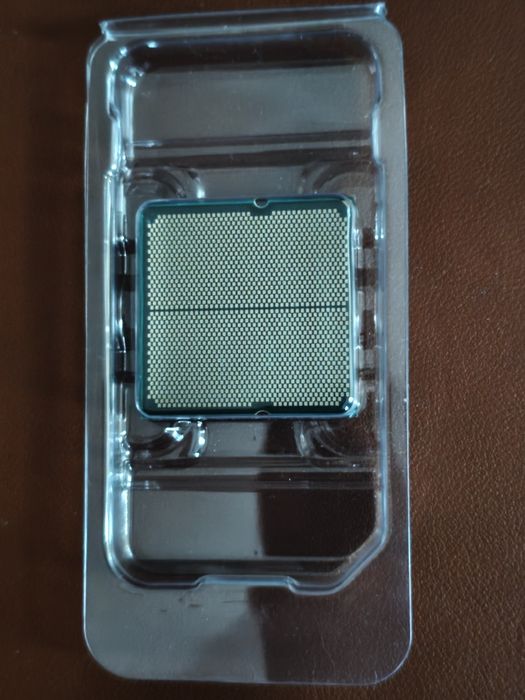 Ryzen 5 7500F 6 ядер 12 потоків 5 ггц частота