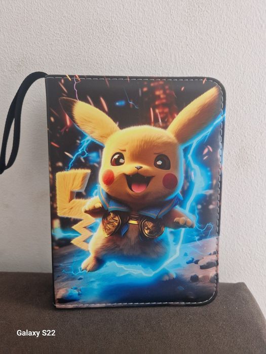 Skórzany album plus karty pokemon