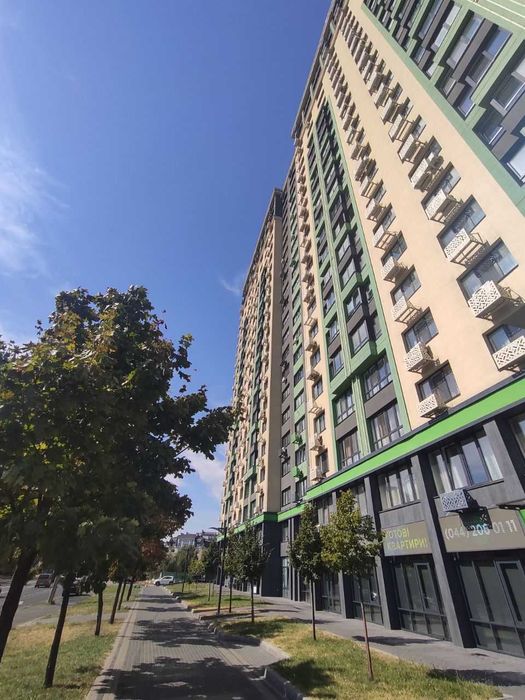 Фасад 67м. вул Максимовича 32 (ЖК LIKO-GRAD Perfect Town). Без комісії