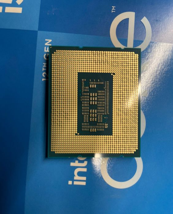 Processador Intel Core i5 12400F 6-Core (2.5GHz-4.4GHz)