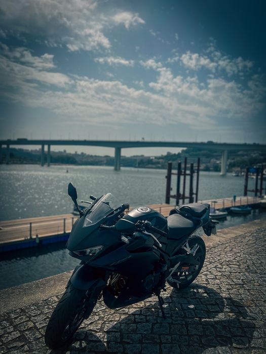 Mota CBR 500r usada