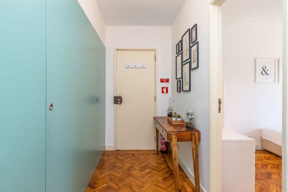 Arrendamento de apartamento t2 Aguas Livres Largo da Igreja