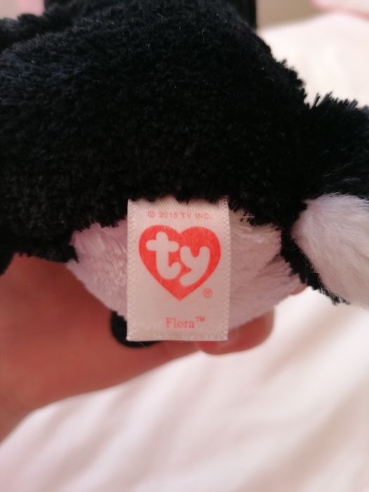Peluche Flora da marca TY 15 cm