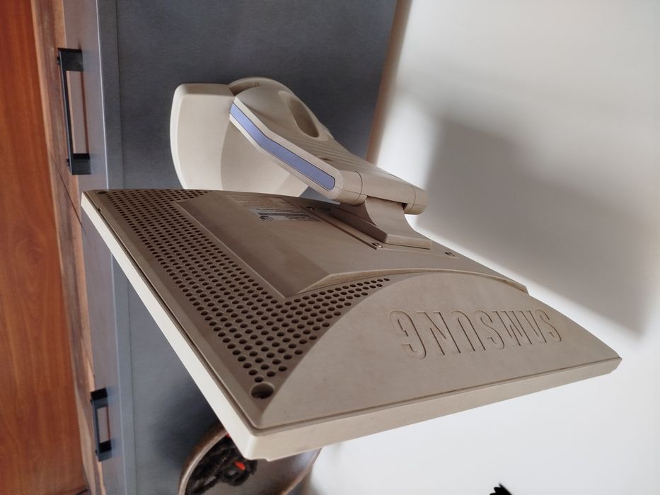 Monitor Samsung 17 polegadas