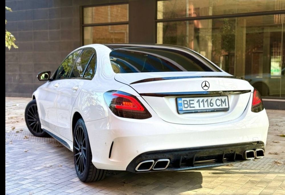 Продам мерседеса C 220 у W205 кузові