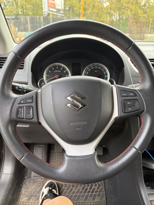 Suzuki swift 2013 r.