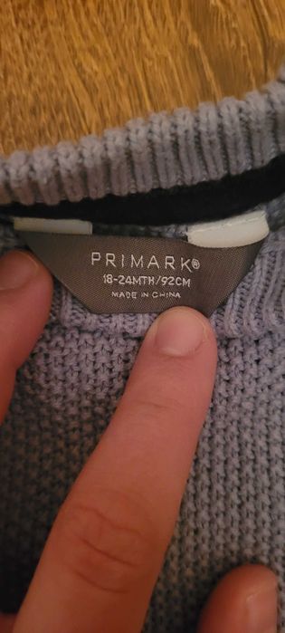 Jasnoniebieski sweterek sweter chłopięcy 92