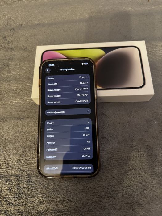 Biały IPhone 14 Plus