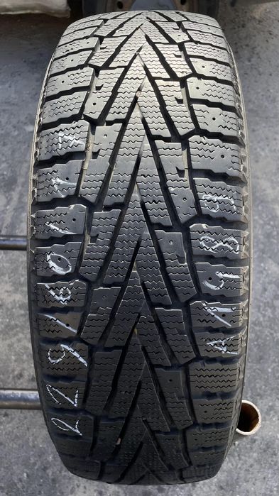 225/60/17 Nexen Win Guard Win Spike 99T