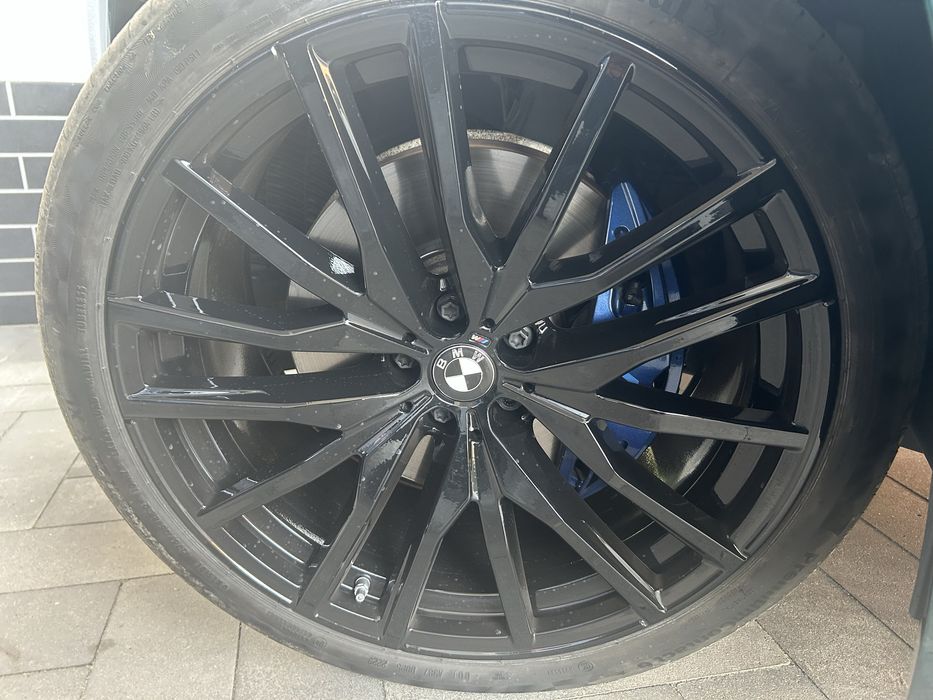 Продам BMW X5 2024