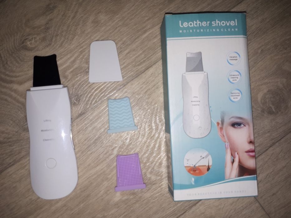 Ультразвуковий скрабер для очищення обличчя CPJ-618