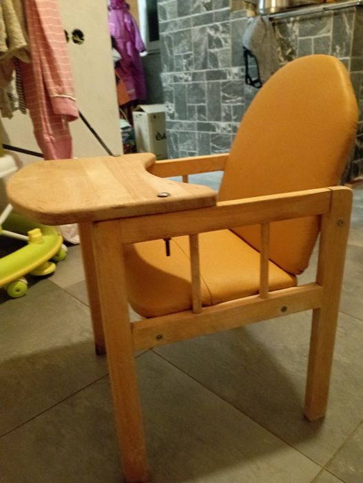 Стільчик для годування , крісло для годування