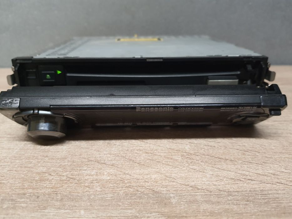 Radio samochodwe Panasonic CQ-DFX223N CD RCA Volkswagen VW Passat Golf