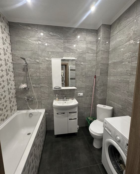 Продаю 2 комнатную квартиру в Дисе ,Загс