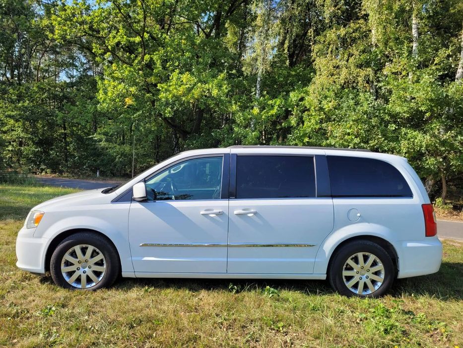 Chrysler Town & Country Chrysler Town & Country 3.6 Touring - Wygodny 7-osobowy samochód