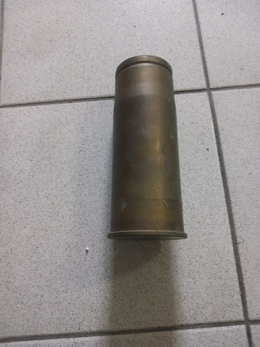 Involucro de munição carro combate