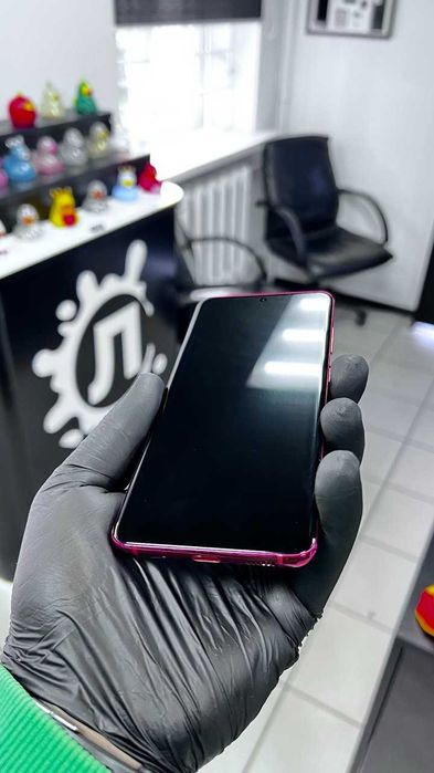 Samsung S20 (g 980 b) 12/128 при купівлі знижка на годинник 500грн